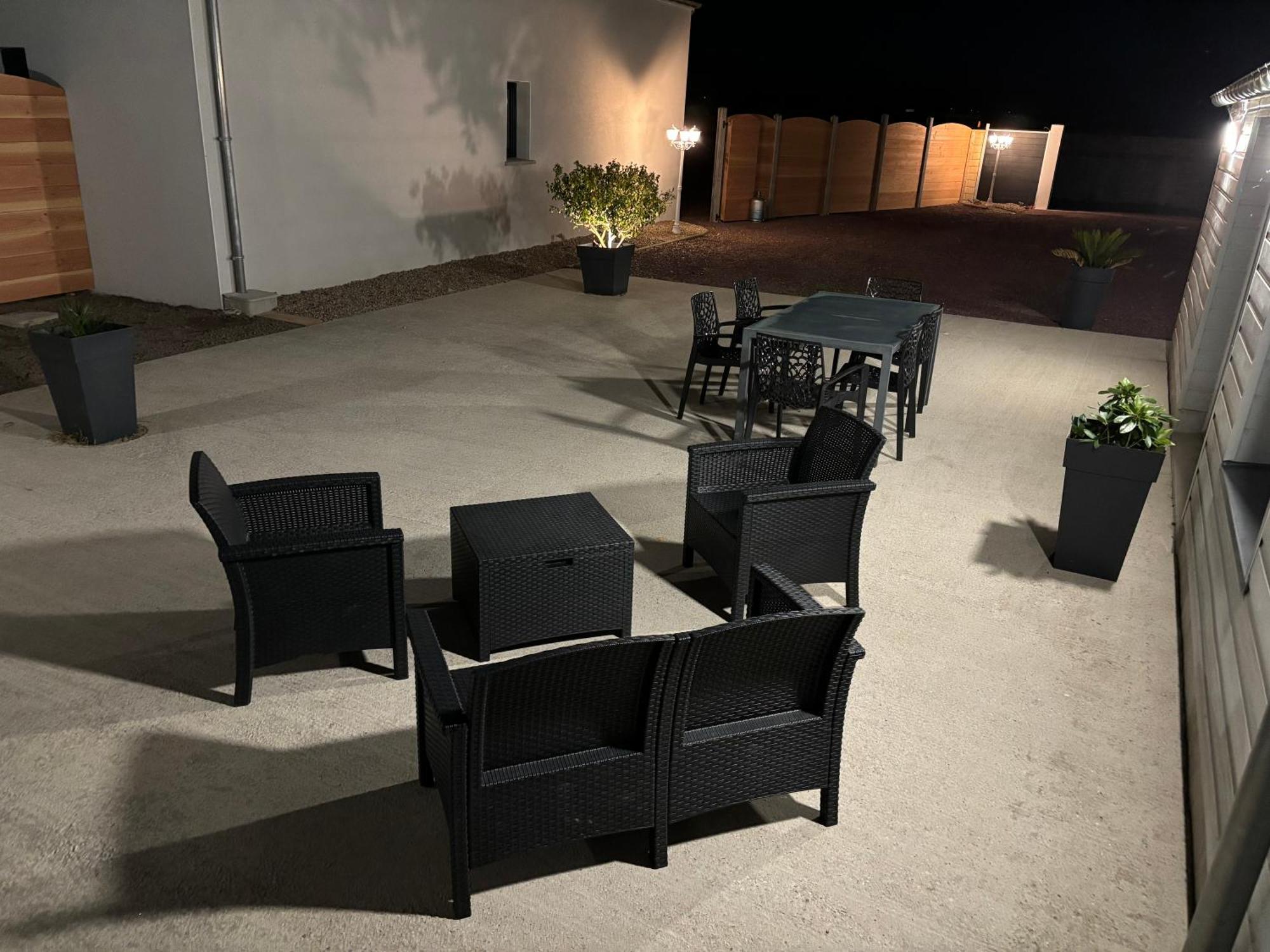 Gite Acces Direct A La Plage Du Dday Saint-Marcouf エクステリア 写真